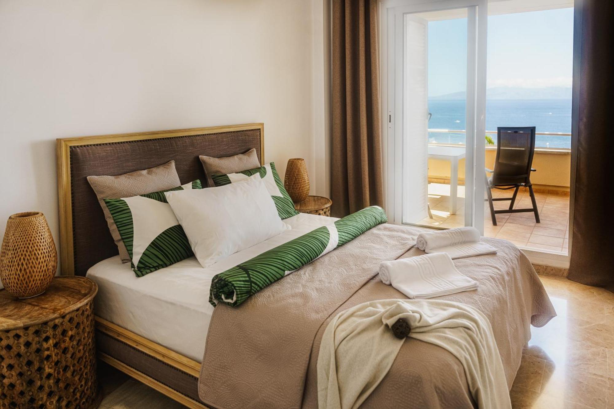 Luna - Ac, 2 Pools, Panoramic Ocean, Private Garage, Fibre Net プエルト・デ・サンティアゴ エクステリア 写真